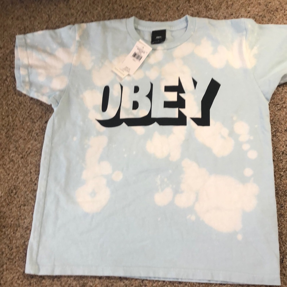 OBEY T SHIRT